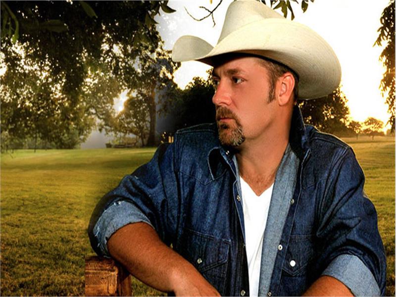 Chris Cagle in concert Oct 19